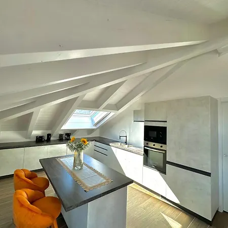 Apt. Aries - Penthouse * Menaggio
