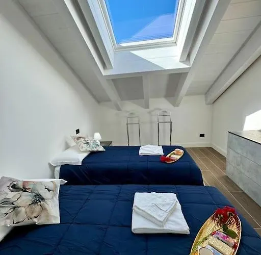 Apt. Aries - Penthouse Appartamento Menaggio